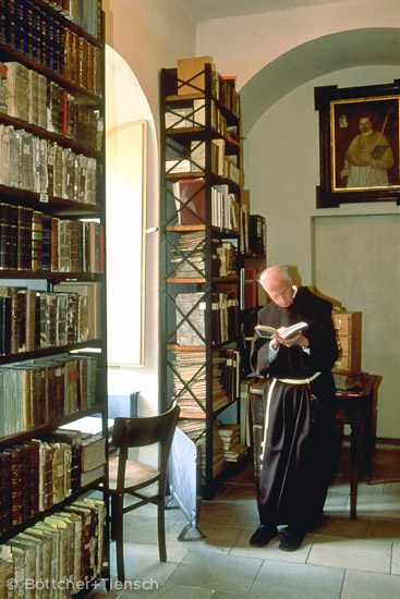 Alte Bibliothek im Kloster Güssing