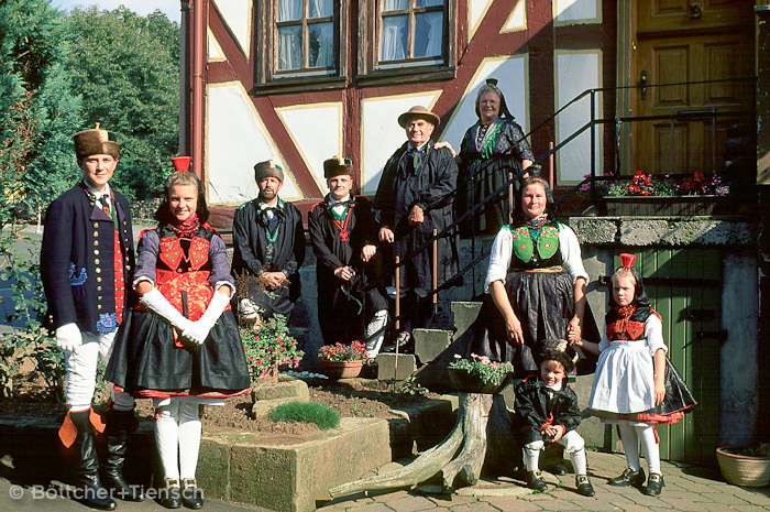 Schwälmer Tracht